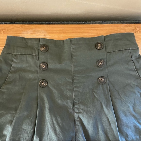 NWOT Shorts - Picture 2 of 5